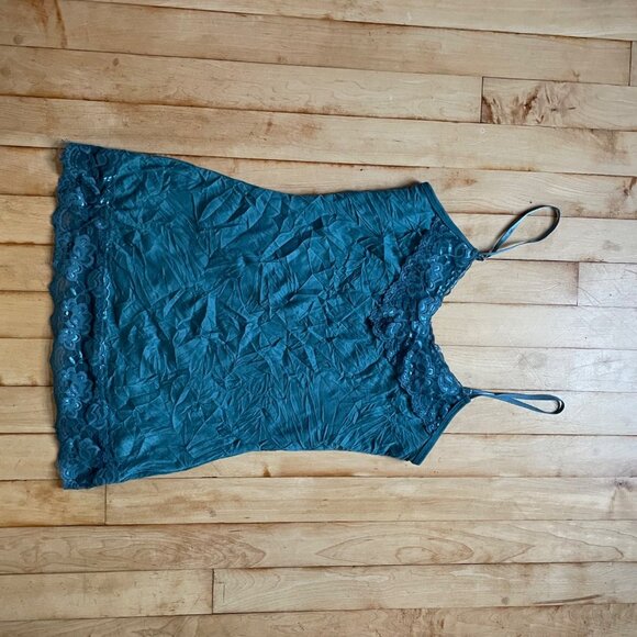 Y2K Teal Lace Trim Crinkle Cami Sz. S Coquette Fairycore Mermaidcore Layering - Picture 8 of 11